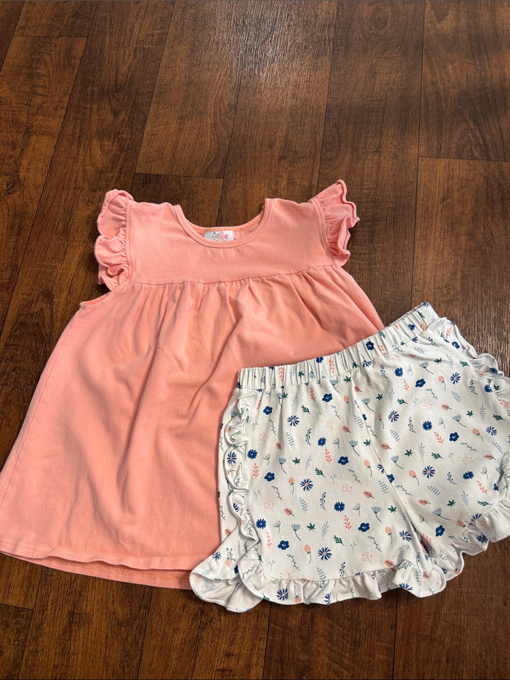 Girls Peach Flutter Sleeve Top & Floral Ruffle Shorts Set